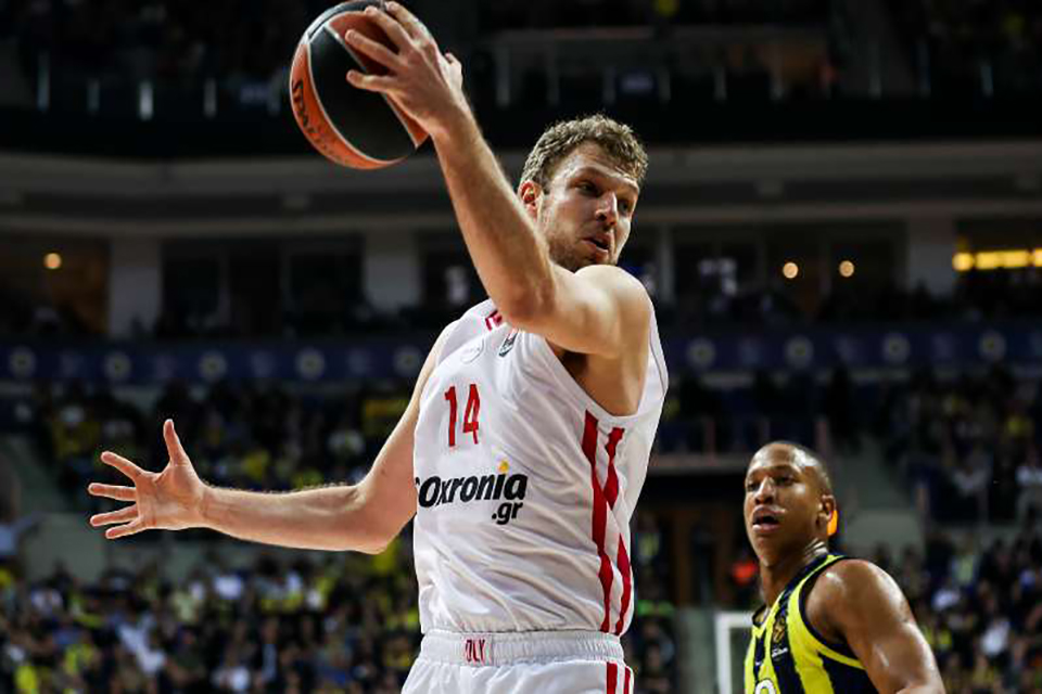fener olympiakos sasa