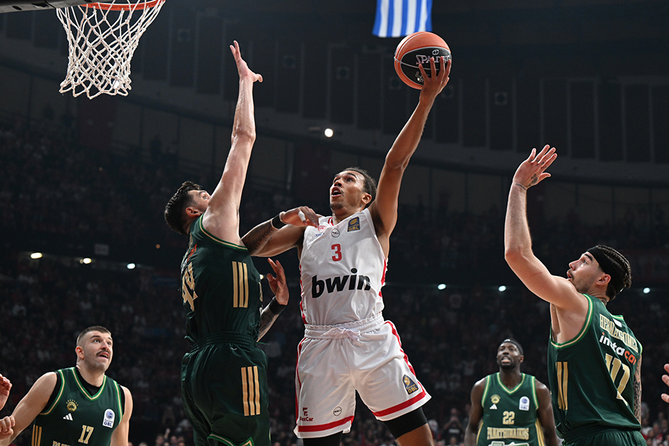 ward olympiakos pao1