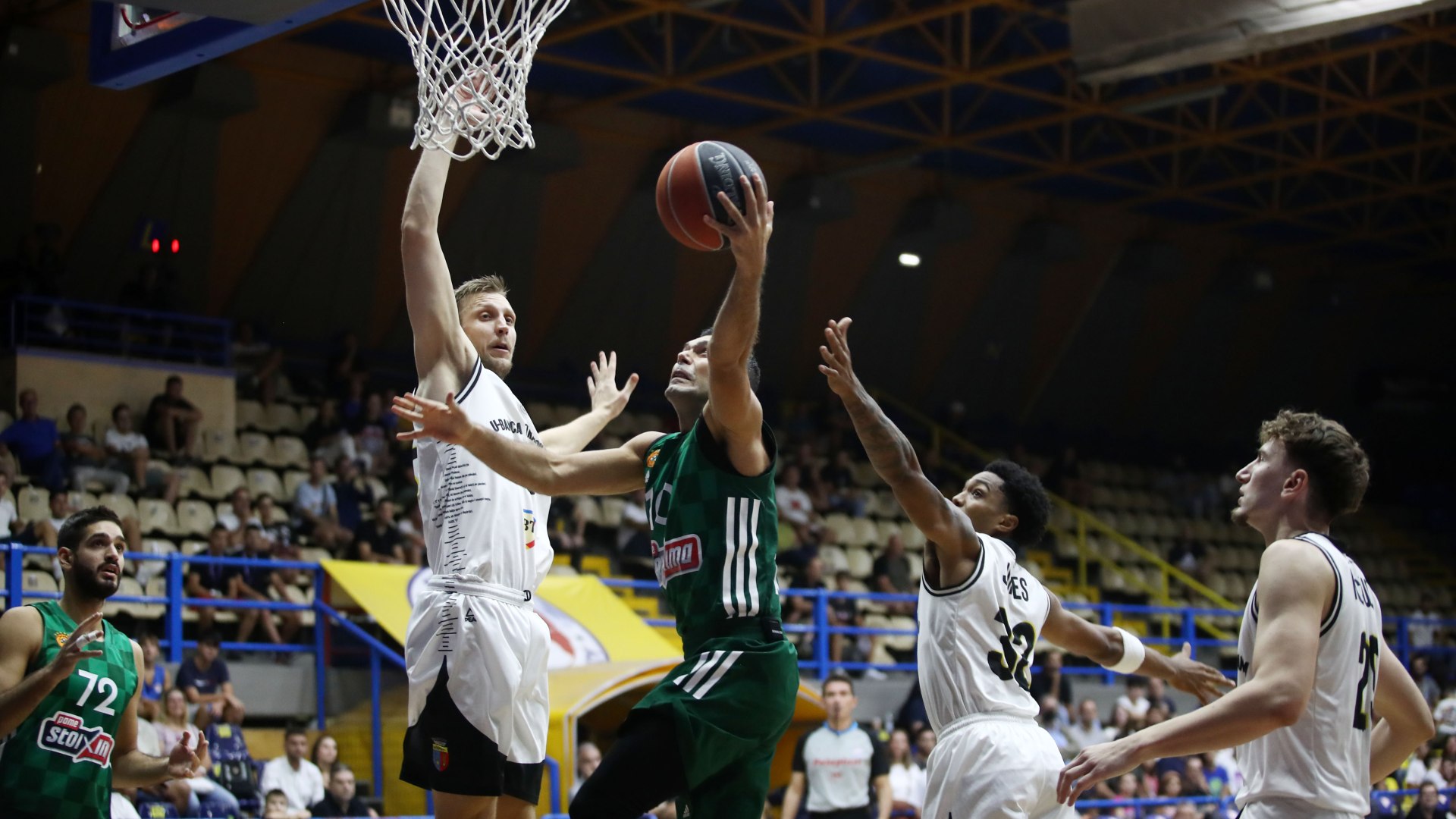 Sloukas2