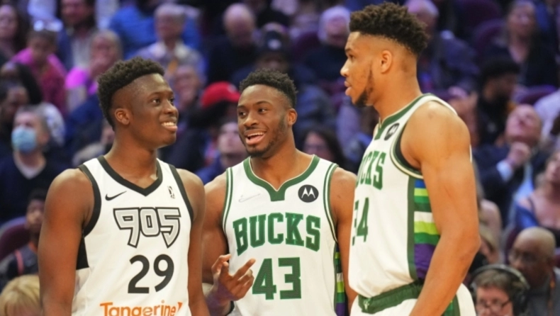 alex giannis thanasis antetokounmpo
