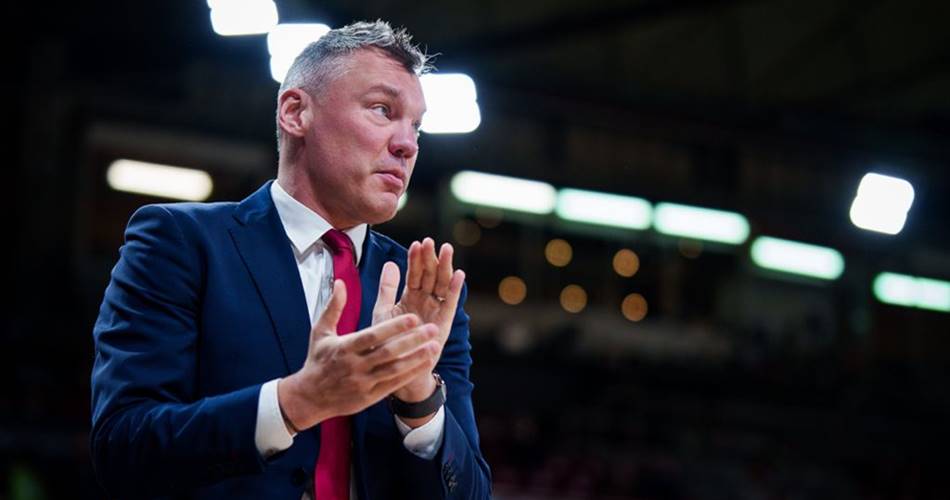 d8ff98e6 sarunas jasikevicius barcelona fenerbahce