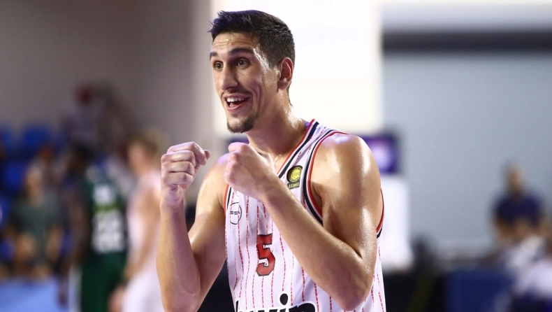 larentzakis15
