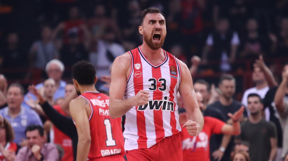 olympiacos milutinov