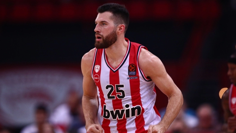 peters olympiacos