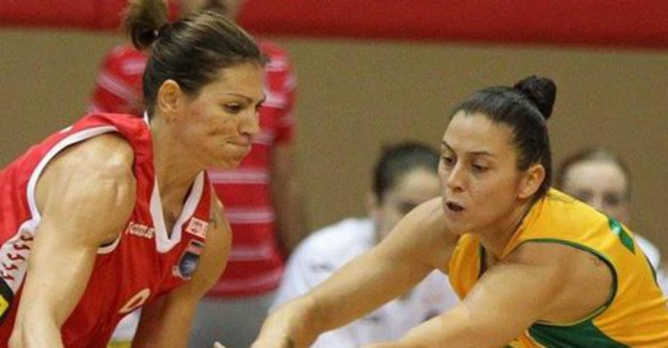 Turquie 2015 2016 Evanthia MALTSI Botas vs. U. Istanbul jwsbasketball.org 