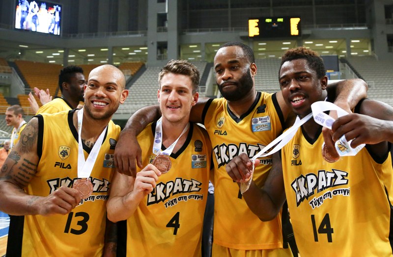 aek21