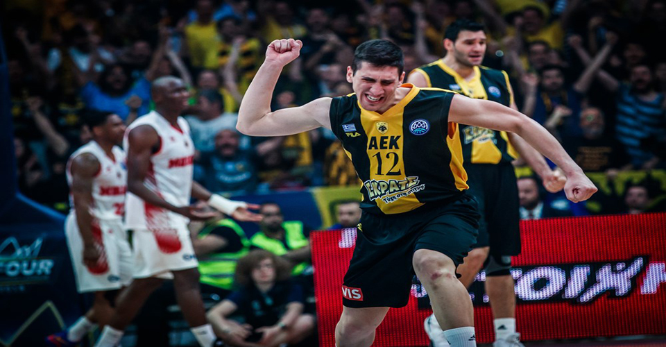 aek monako larentzakis
