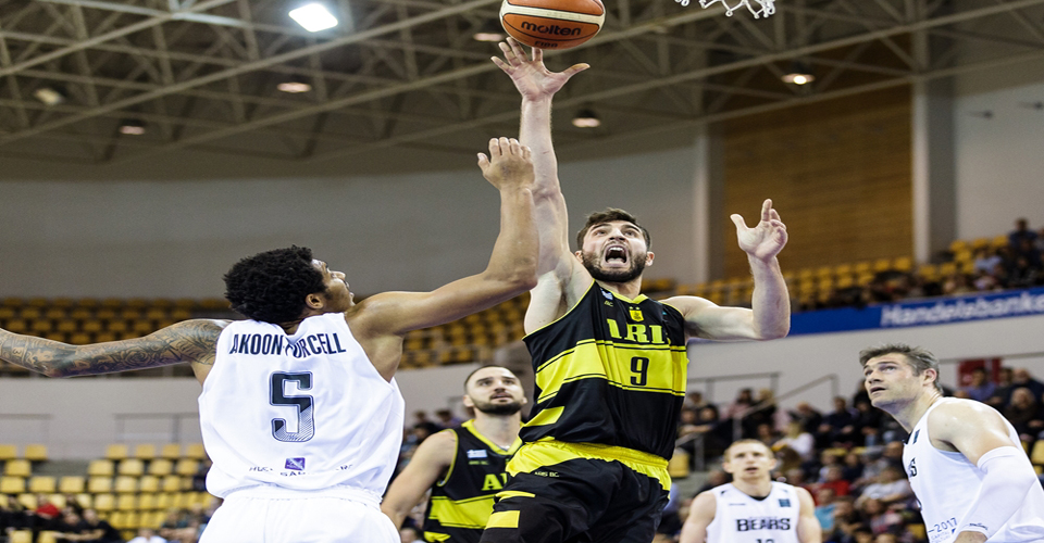 aris baken
