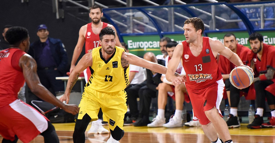 aris olymiakos strelnieks
