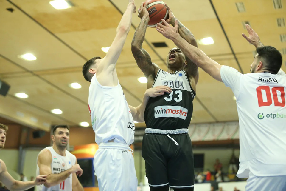 reinolts savar paok
